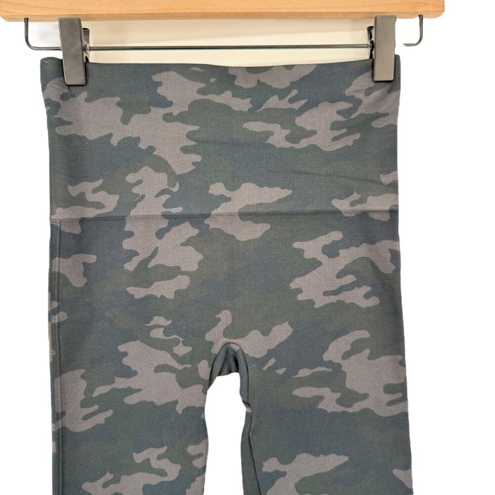 SPANX Black Camo Leggings NWT - Picture 8 of 10